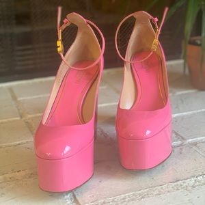 (Valentino Garavani) Patent Leather Ankle-Strap Platform Pumps